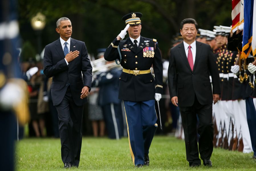 3习近平和奥巴马走向主席台。.jpg