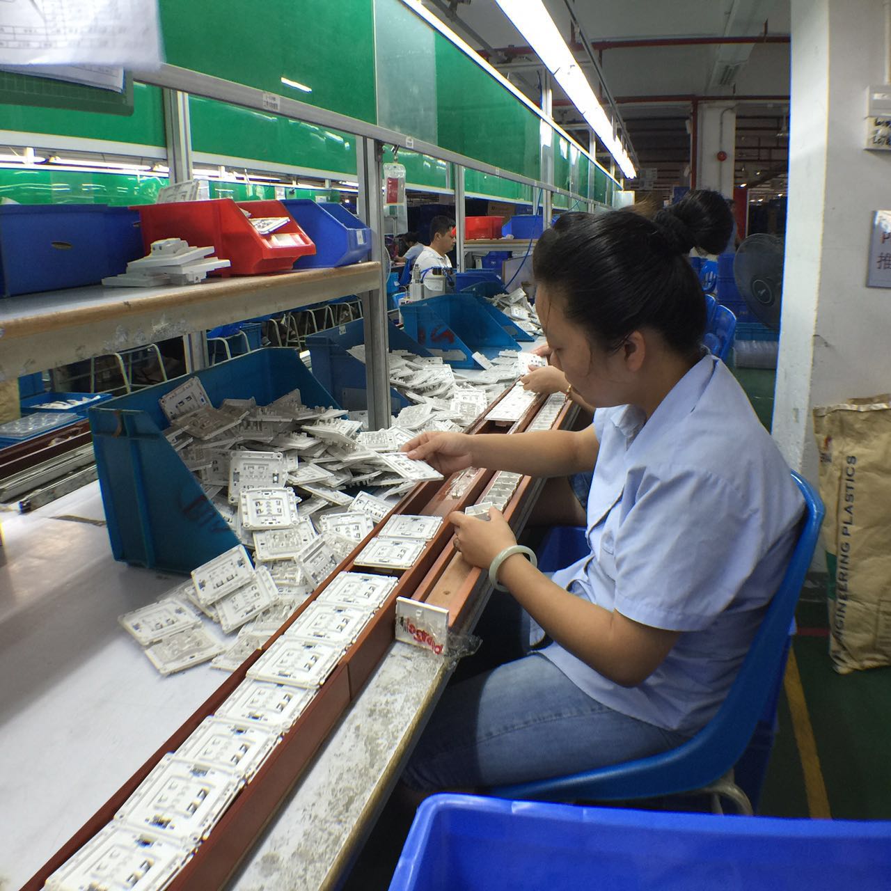 1466510160629850.jpg 437458392.jpg