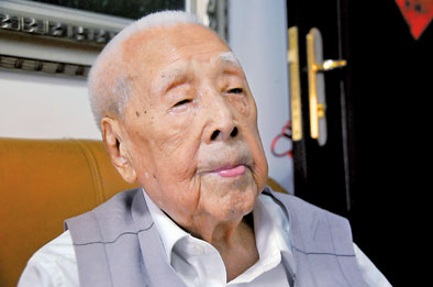 1473057876142334.jpg 经济学家.jpg