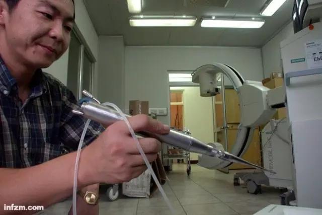 1476354576560829.jpg 640.webp.jpg