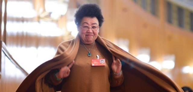 1477443533889579.jpg 首富13.jpg