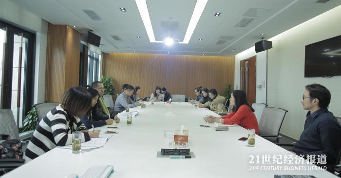 1480664963984873.jpg 合影2(2).jpg