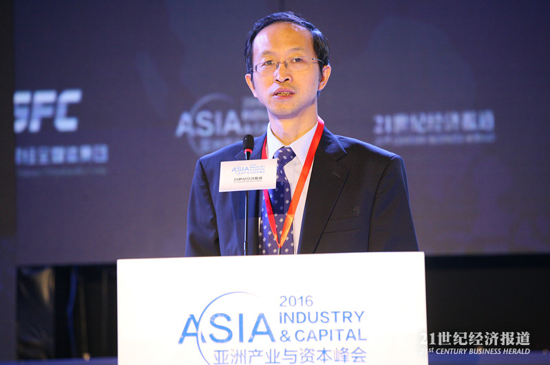 1482477658855798.png 图3 深交所副总经理金立扬.png