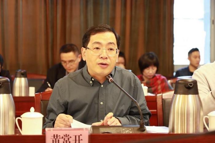 南方报业传媒集团总编辑,南方日报社总编辑黄常开寄语"网红"们要心有