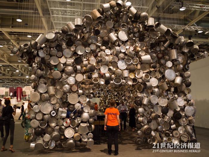 Subodh Gupta, Cooking the World, 2017.jpg