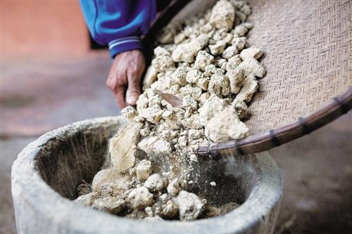 黎族原始土陶： 遗忘了时间，还是被时间遗忘？1.jpg