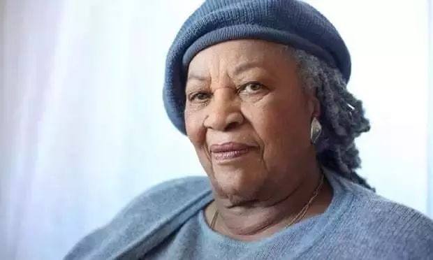 作家托妮·莫里森(toni morrison)