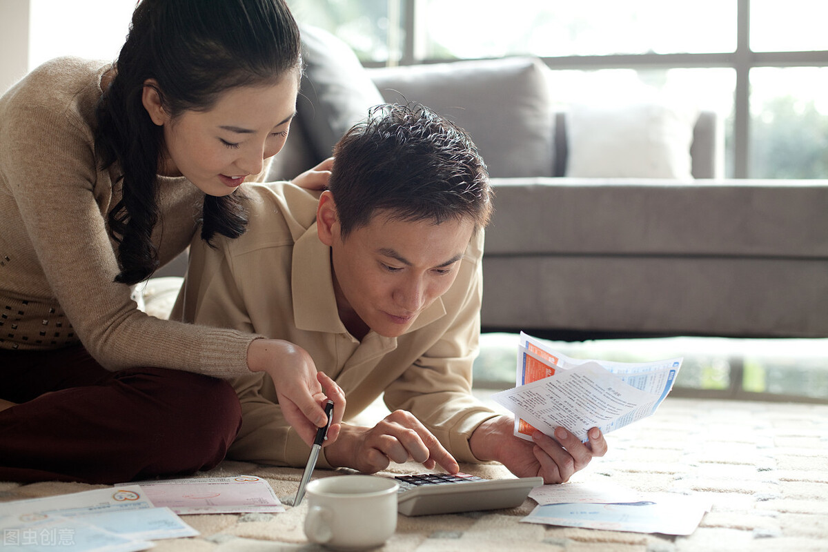 钱不够怎么办?试试家庭理财三步走,搞定财富积累大难题