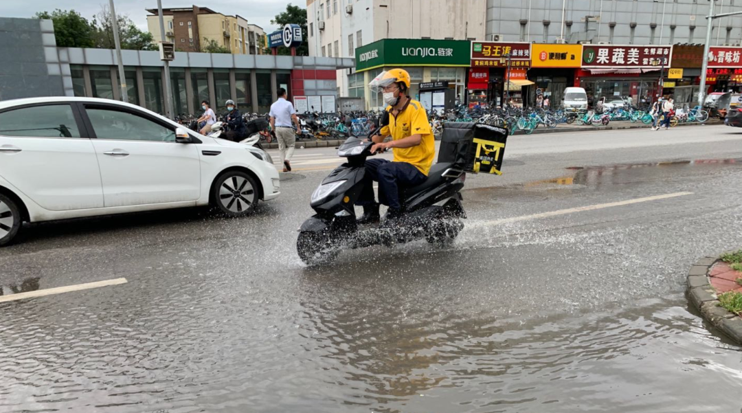 算法系统下的外卖平台:饿了么可选多等5分钟,美团无差别8分钟