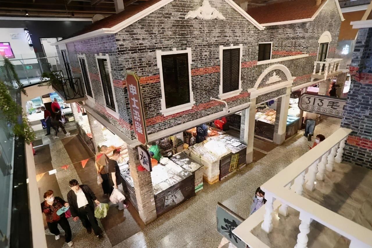 超过45岁剥夺卖菜资格！武汉菜场奇葩规定背后，只为涨租金？