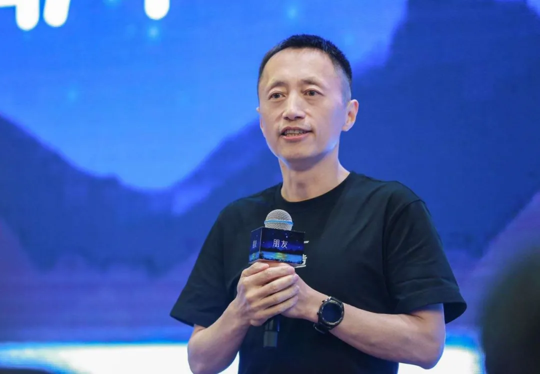 “三道红线”压顶，郁亮说，万科“没有撤退可言”