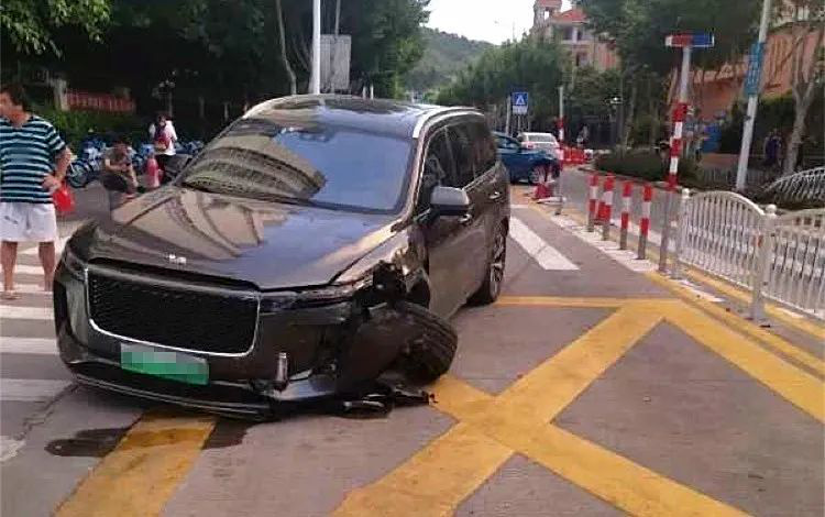 硬件升级?李想重新定义“召回”