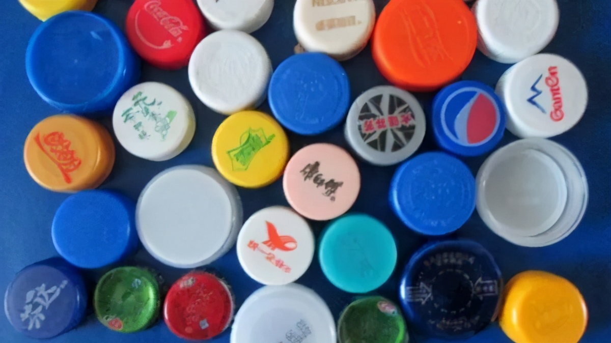 中国瓶盖大王：一年卖出150亿个瓶盖，在饮料企业背后默默捞金