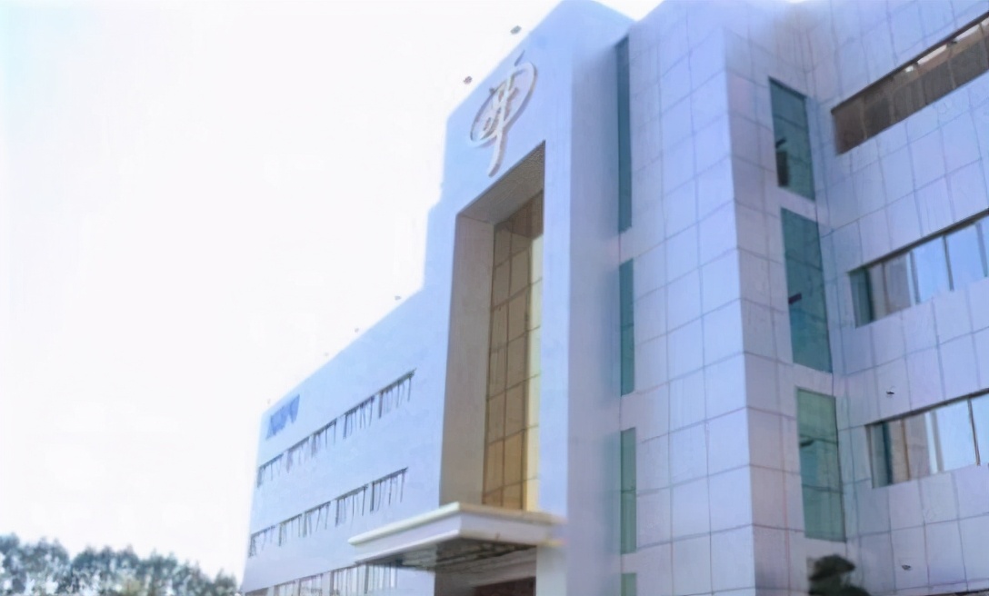 中国瓶盖大王：一年卖出150亿个瓶盖，在饮料企业背后默默捞金