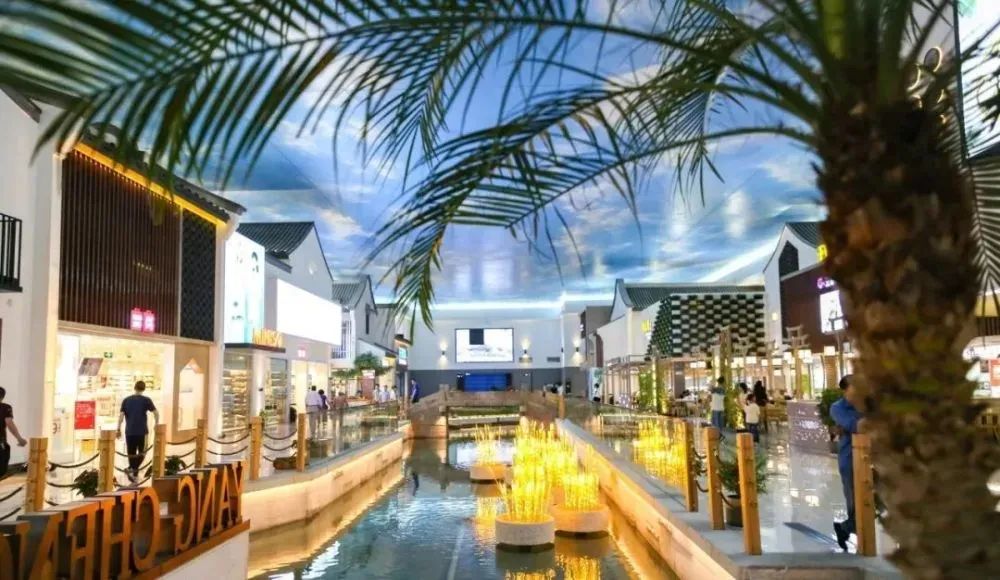 在中国，交通正在成为一门留住人的生意