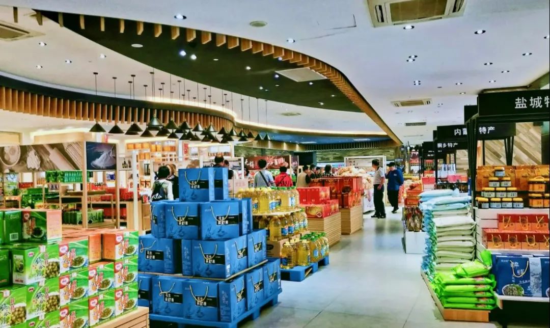 在中国，交通正在成为一门留住人的生意