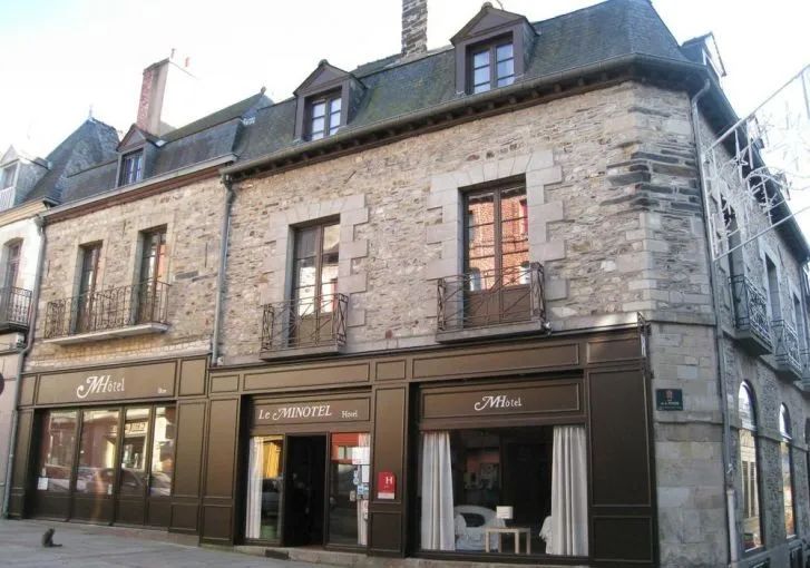 产业多次转型后，法国维特雷小镇为何最终选择了旅游