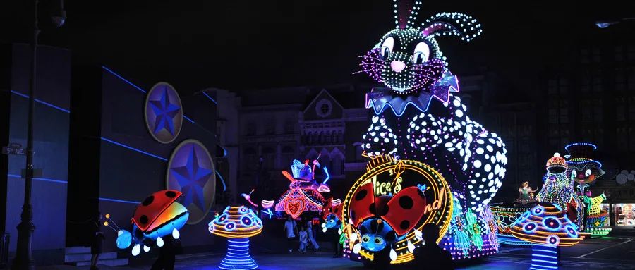 沉浸式体验，为您打开体验新世界的大门