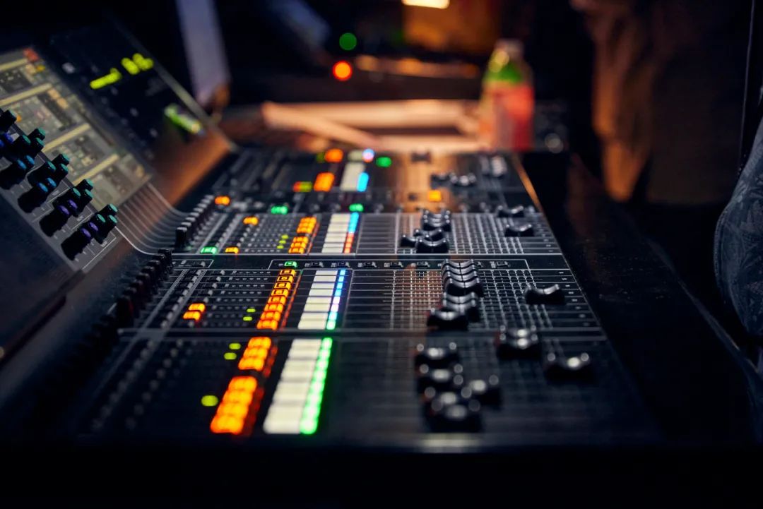 网易云音乐如何让用户又“爱”又“恨”?