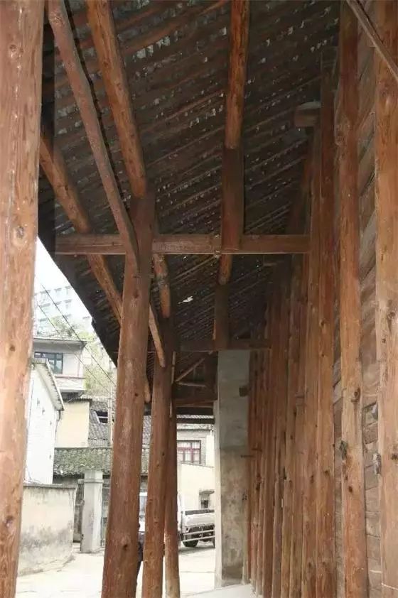 用工业遗址扩大工业旅游，茅台值得拥有