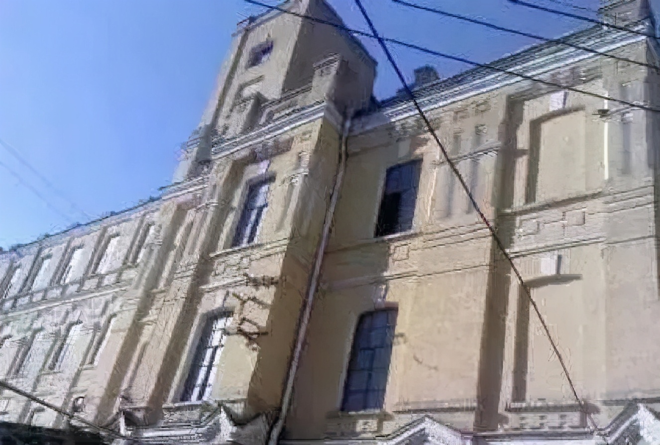 电子烟颠覆下，老卷烟厂路在何方