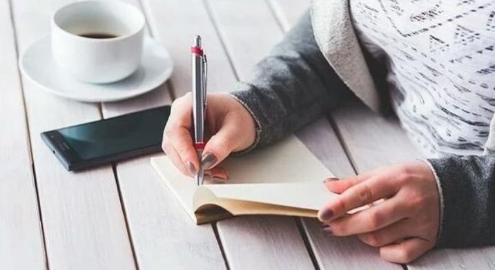 持续繁荣的红人经济风口，但赚钱变得更简单了吗？