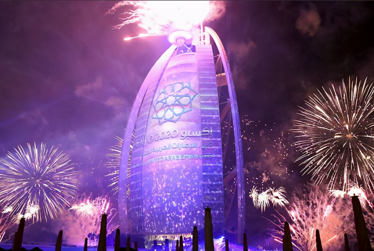 裸眼3D，吸客利器，网红制造机