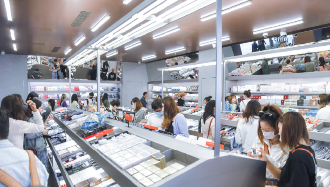 新知达人, 没有了低价，薇娅、李佳琦靠什么留住用户？