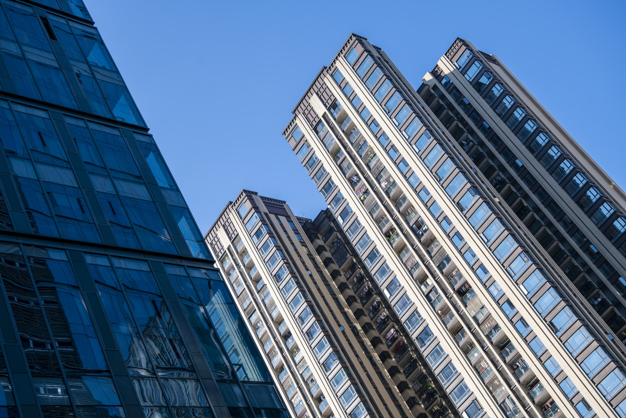 谁在放任经营贷流向楼市？