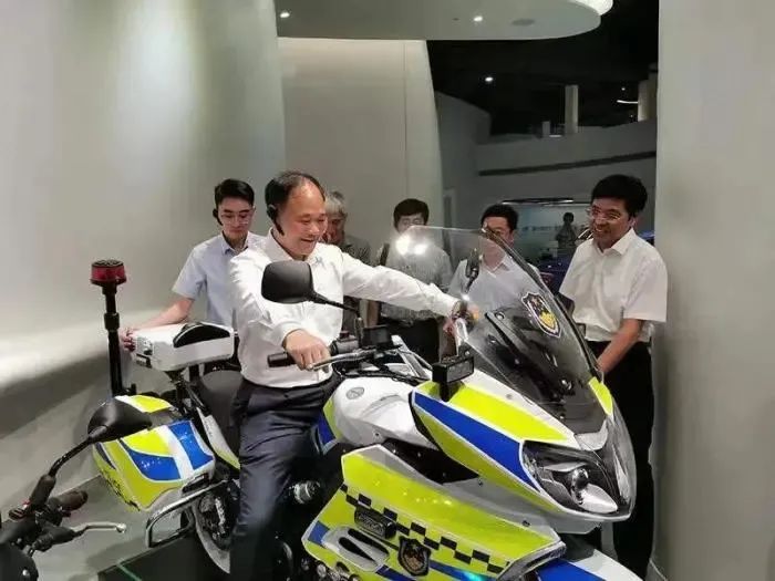83岁重庆前首富“饮恨”退场!吉利入主力帆的真相,终于曝光