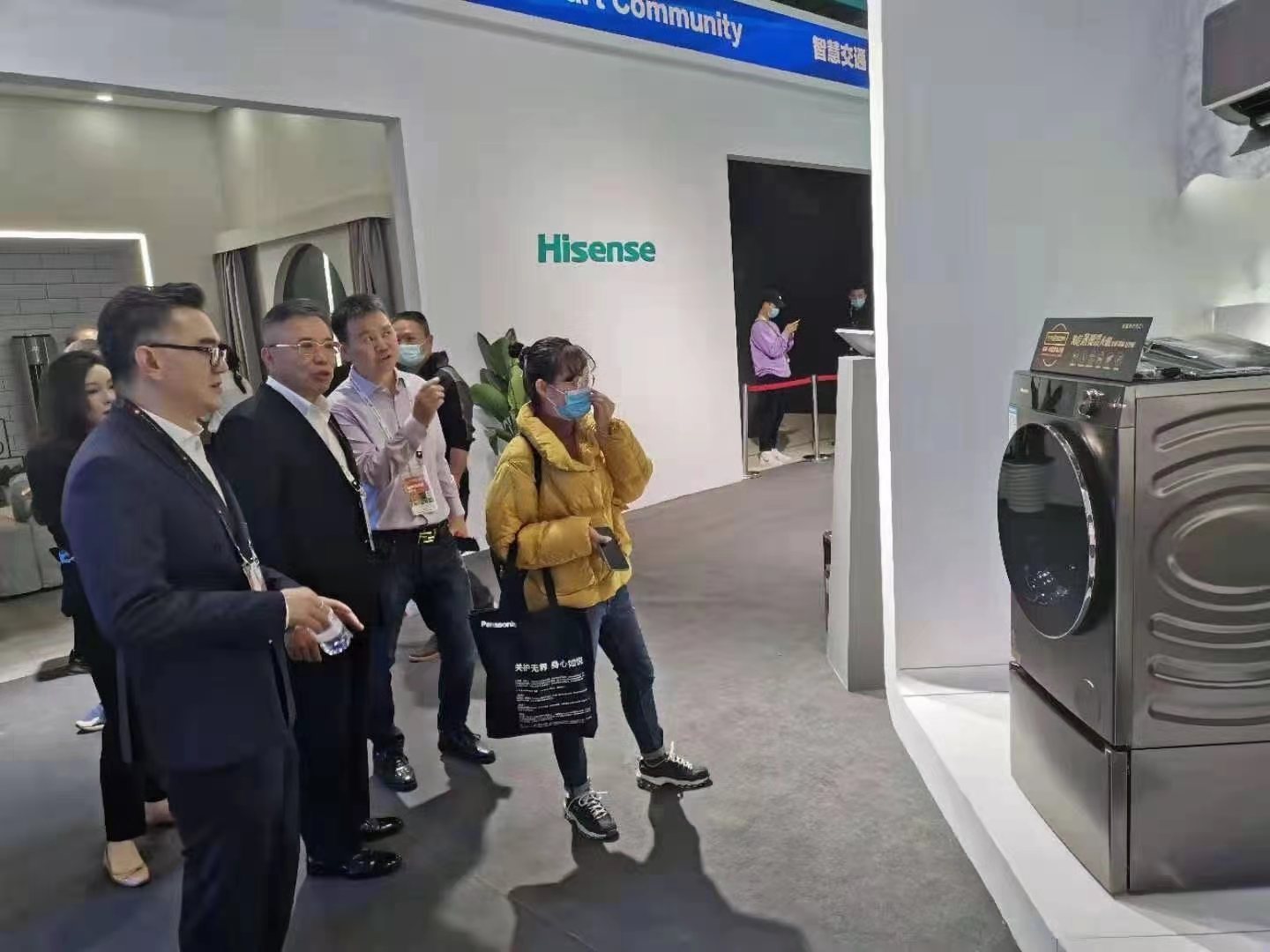 家电大佬“围观”友商产品,套系家电发展来到分水岭