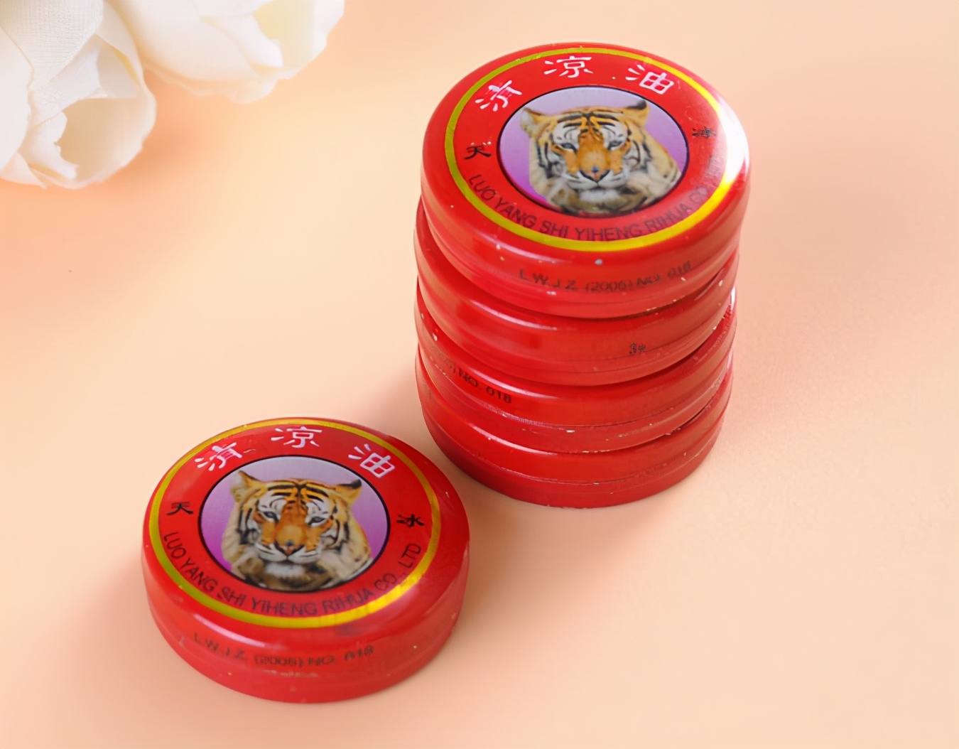 国内5毛钱一盒的清凉油，却在非洲成了硬通货，当地人视它为宝贝