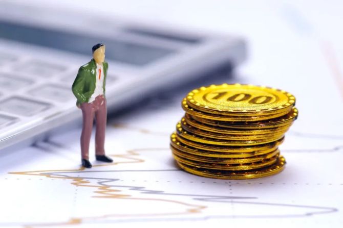 新知达人, 老股东救瑞幸，各有各的算盘