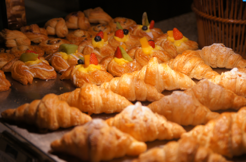 面包店报废次品被罚！保品质还是反浪费，餐企陷入两难