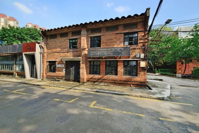 新知达人, 798没落,文化创意园的生意为什么不好做了?