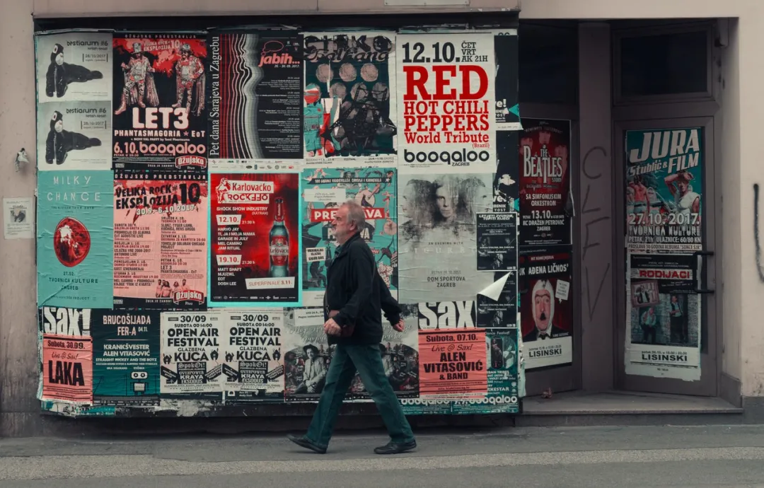 美股上市潮里，为什么前程无忧选择退市？