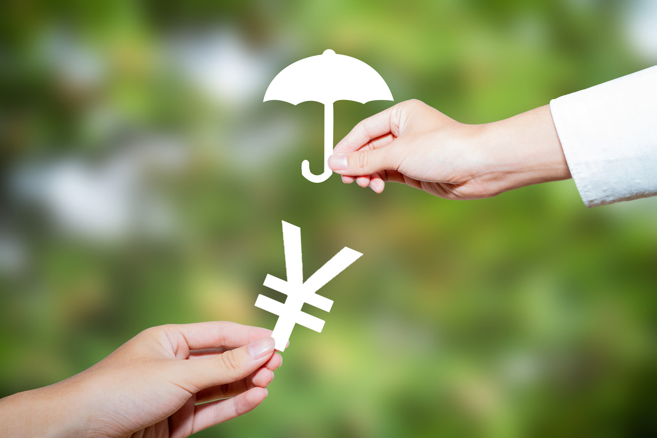 突遭公司辞退，该如何维护自身权益，顺利拿到经济赔偿呢？