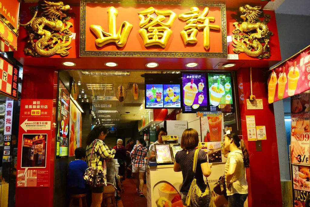 有人上市，有人下乡，火爆的奶茶赛道急需冷思考