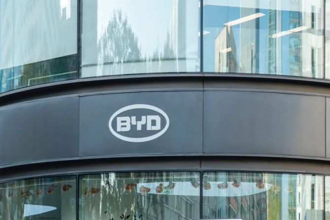 新知达人, 屡遭拒绝、高管离职，苹果造车还有没有戏？