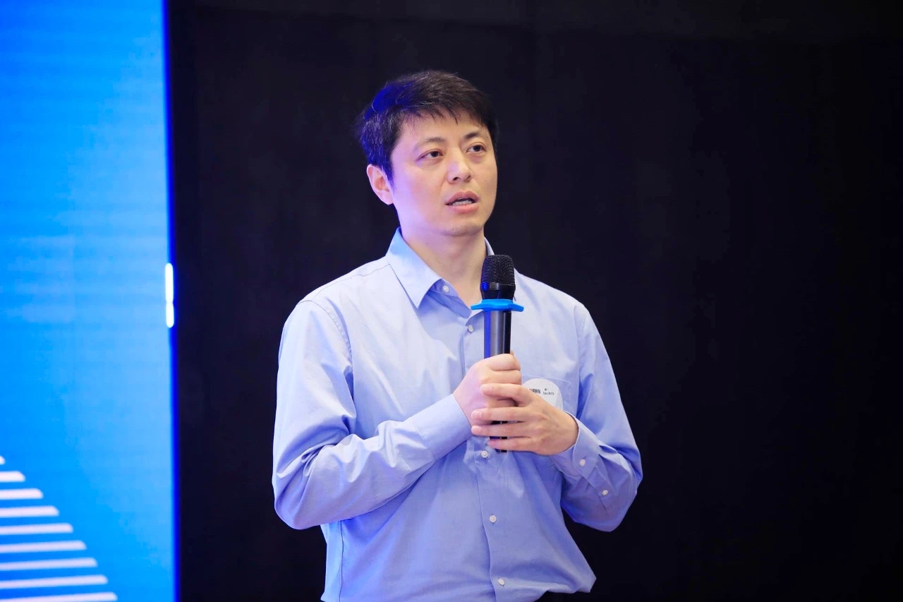 1621318379044077410.jpeg 01 BioBAY副总裁殷建国.jpeg