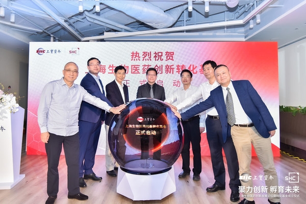 1629884712722052989.jpg image_1.jpg