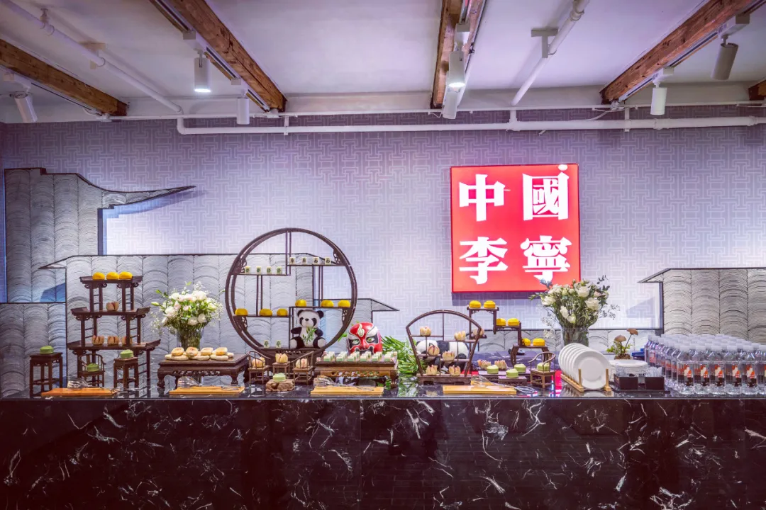 抓住年轻人，李宁还有多远的路要走？