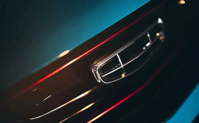 新知达人, 李书福造手机,会走上周鸿祎和董明珠的老路吗?