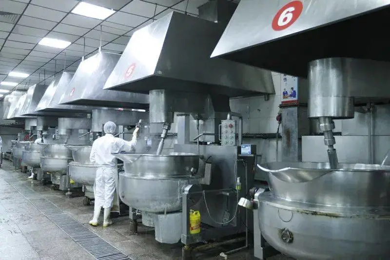 90%连锁餐厅用料理包!预制菜席卷你的餐桌