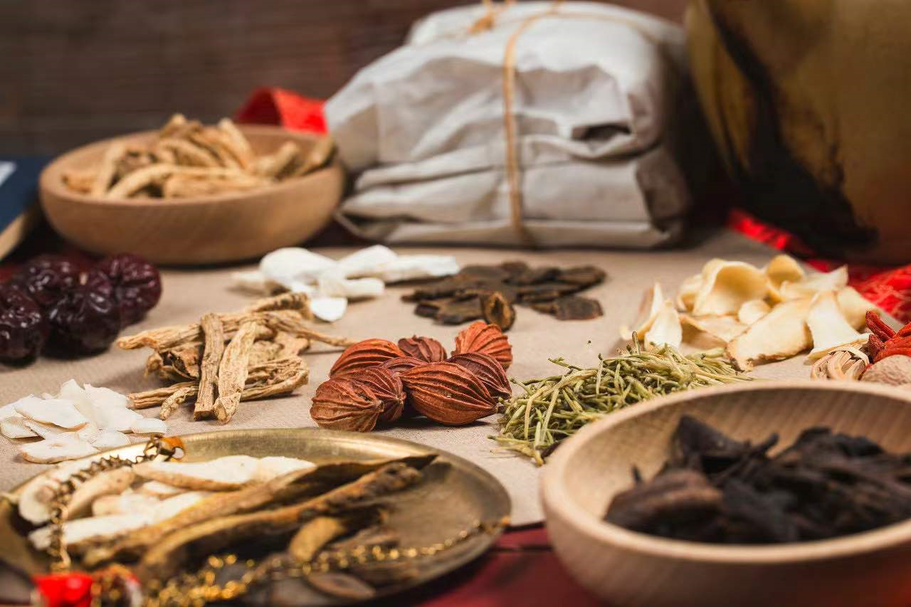 行情切换之际上涨30%,中药板块受追捧的逻辑在哪?
