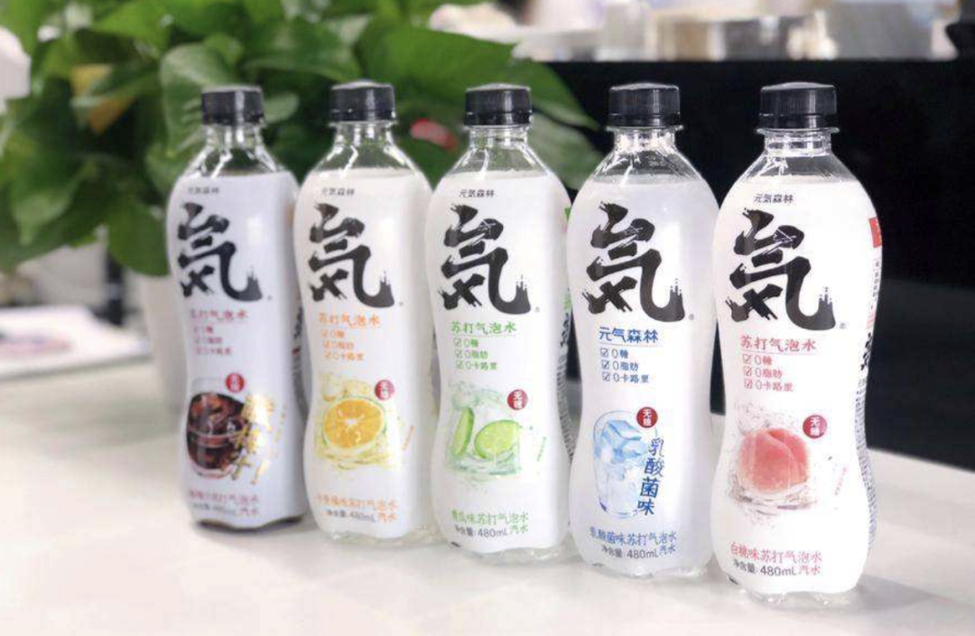 功能性、气泡水、植物奶......2022水饮市场水涨船高|国潮大盘点