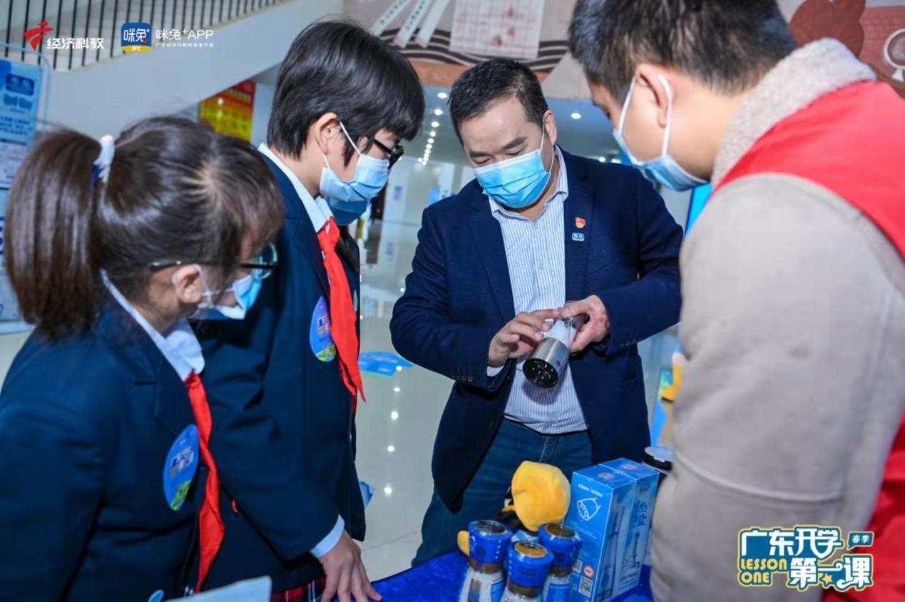 1644849435318074476.png 18.png