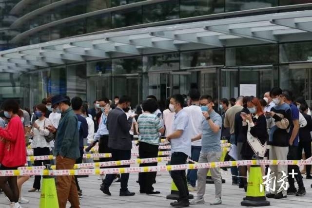 南方+ 梁钜聪 拍摄