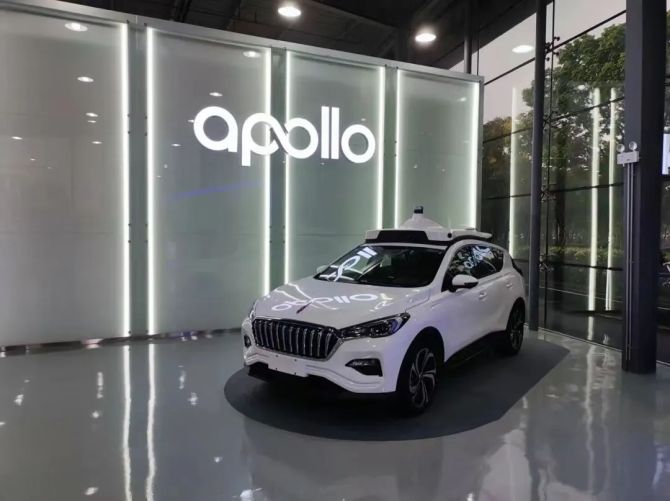 新知达人, 特斯拉、百度再赛跑，谁能率先实现完全自动驾驶？