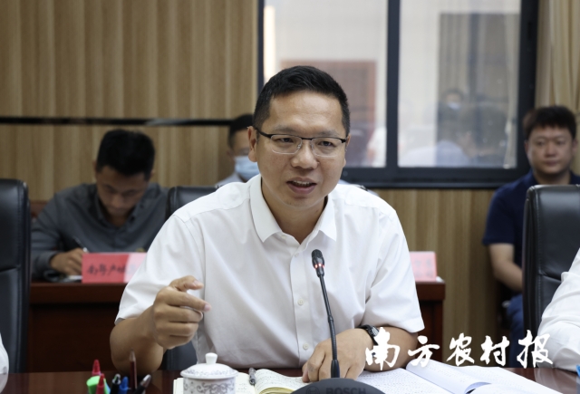 珠海市副市长覃春